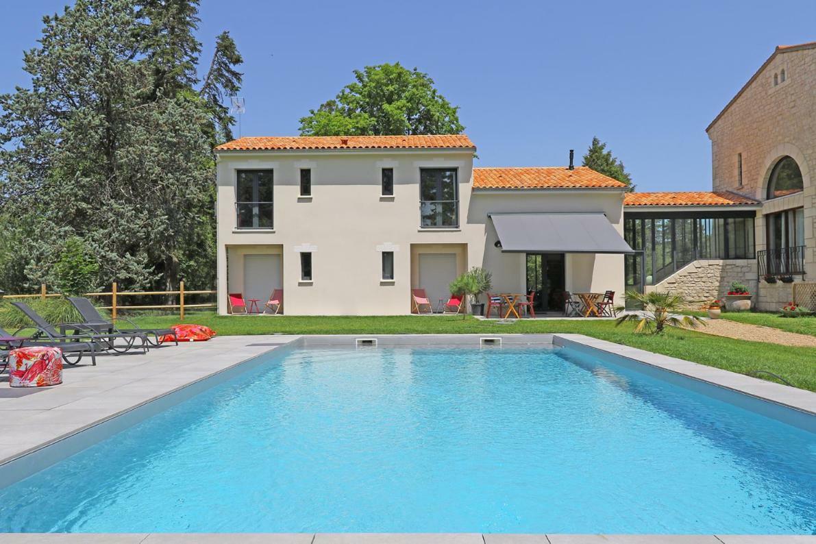L Esprit Du Clain Chambres D Hotes Bandb De Standing Proches Du Futuroscope Golf Et Lac De St Cyr Naintre Luaran gambar