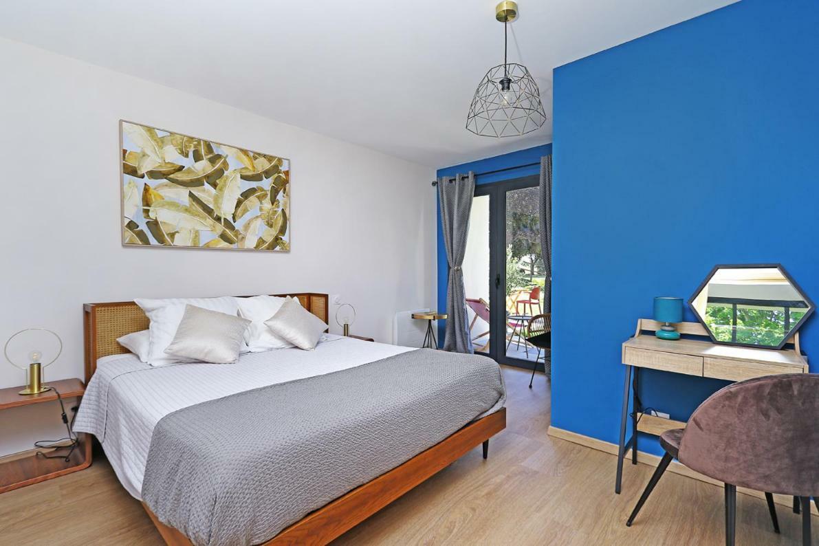 L Esprit Du Clain Chambres D Hotes Bandb De Standing Proches Du Futuroscope Golf Et Lac De St Cyr Naintre Luaran gambar